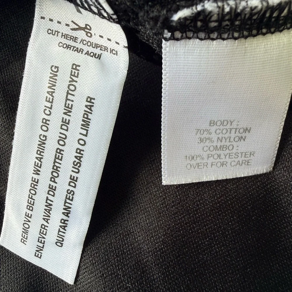 NWT Crochet Lace Blouse 1X Black Sheer Boho Festival Bell Sleeve Top Stretch - Picture 12 of 13